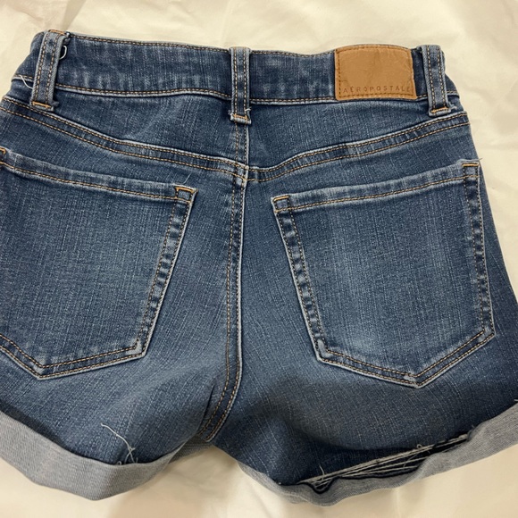 Aeropostale Shorts - Picture 2 of 4